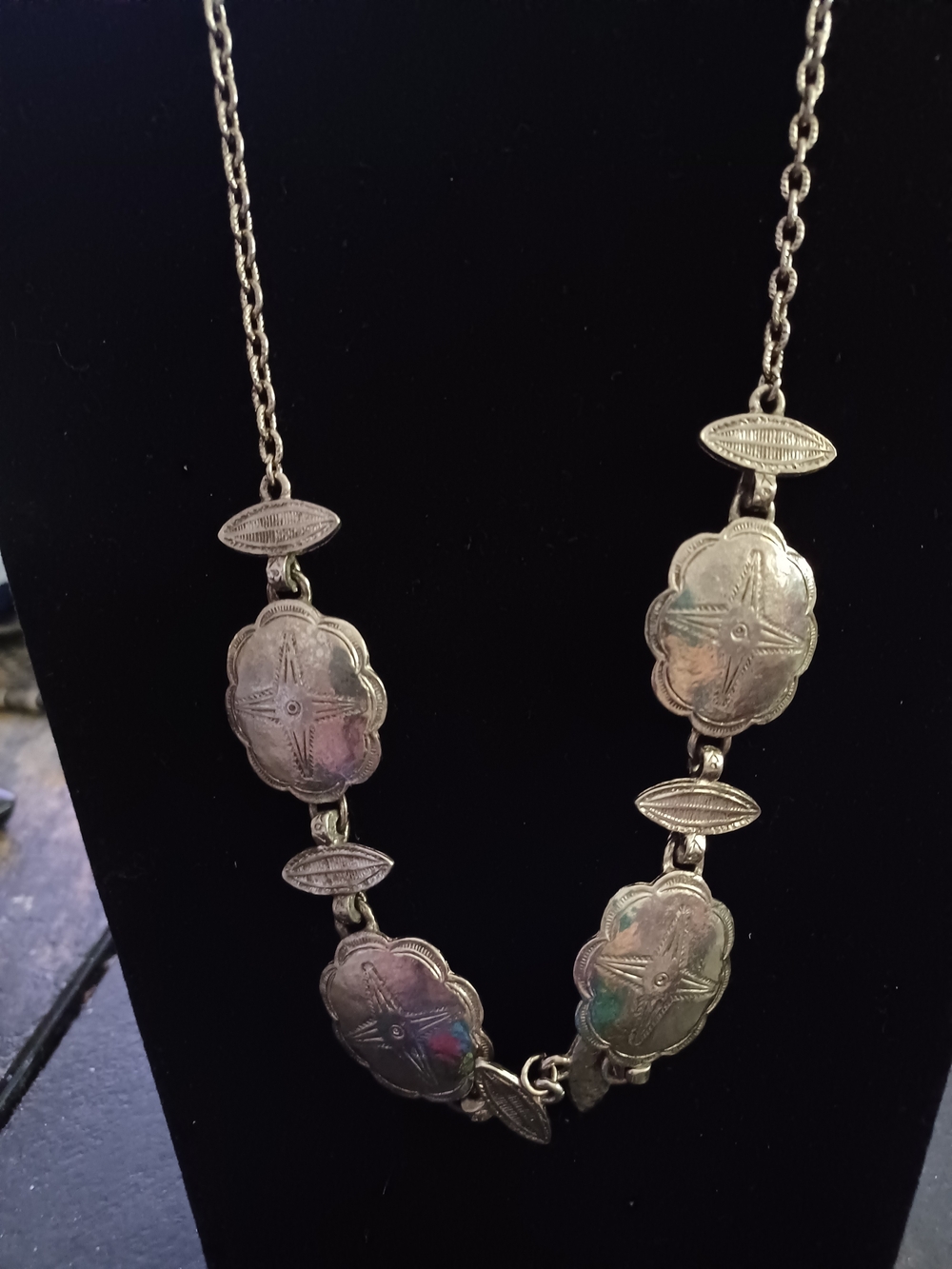 Silver-Tone Navajo Style Concha Style  Medallion Necklace - Women Jewelry 18"